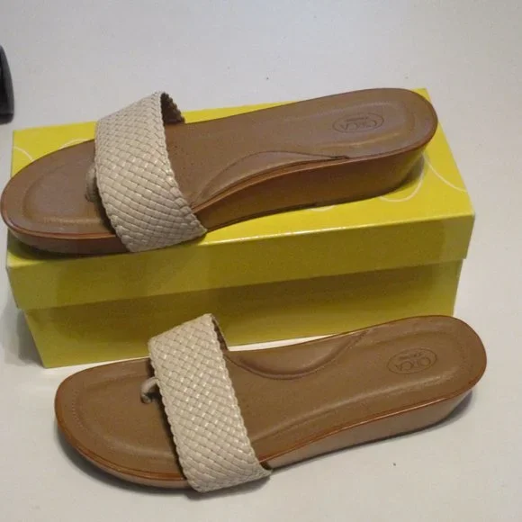 CIRCA Ivory Braided Platform Sandals 10 - Picture 9 of 10